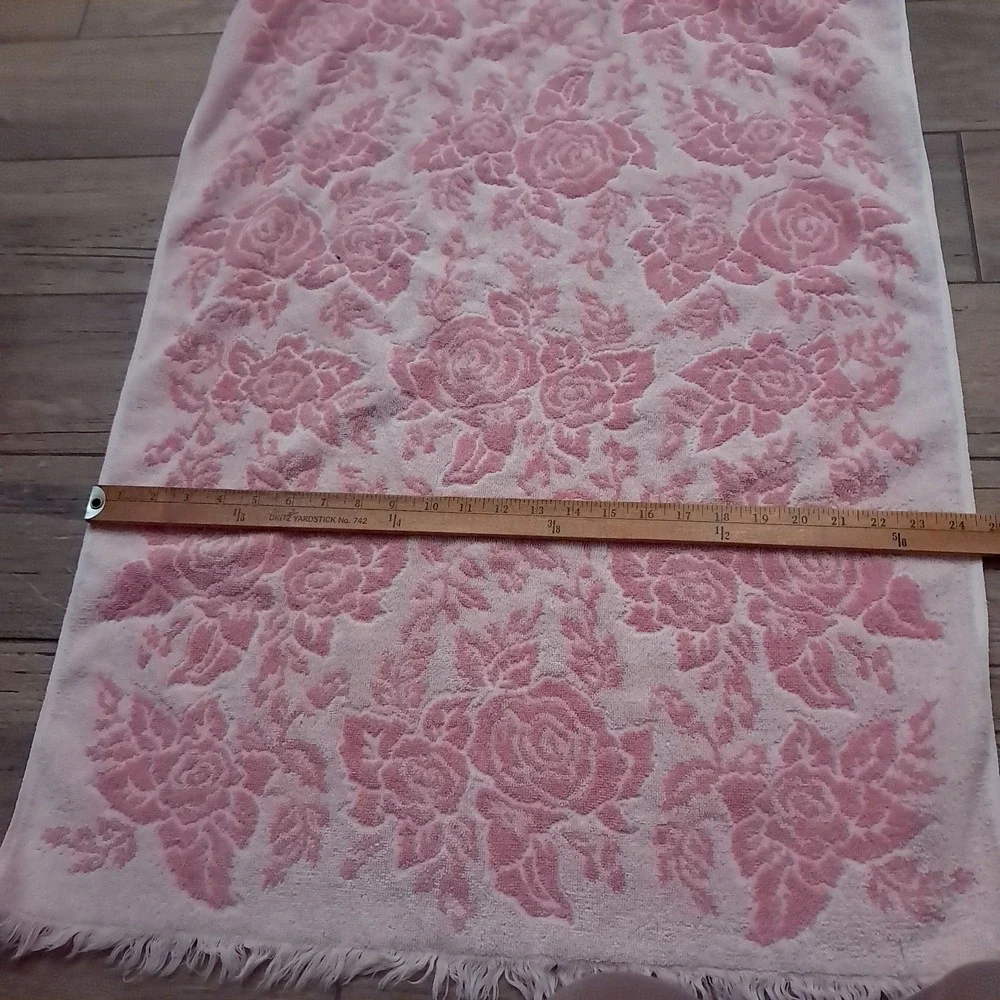 Vintage Callaway‎ Towels Pink Rose Floral hand bath fringe USA pastel reversible